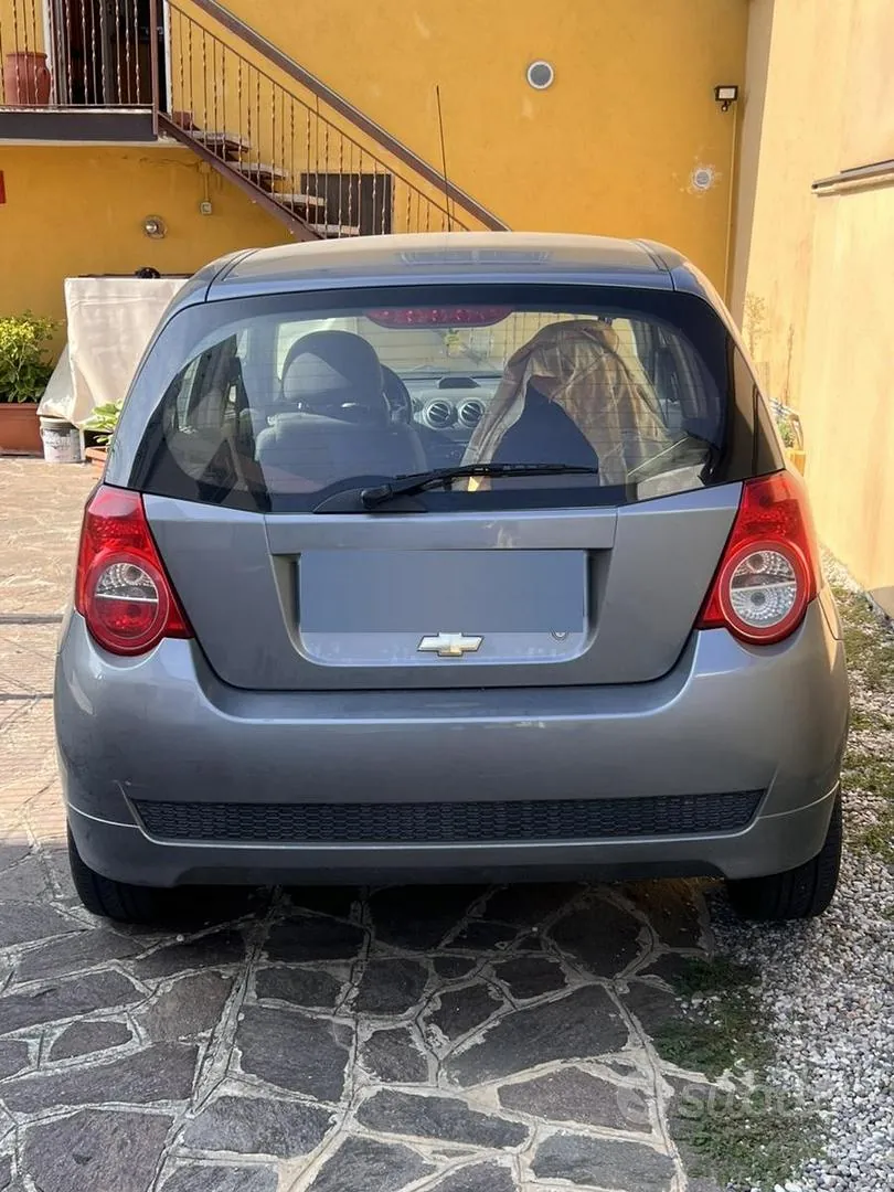 Chevrolet Kalos 2011 photo 2