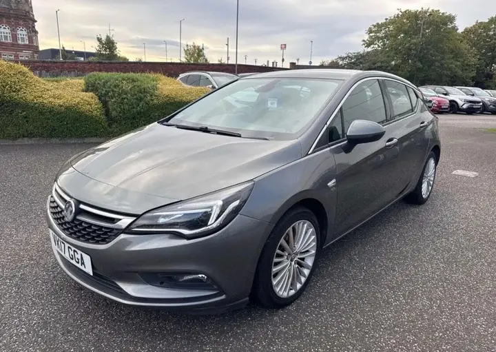 Vauxhall Astra 2017 photo 3