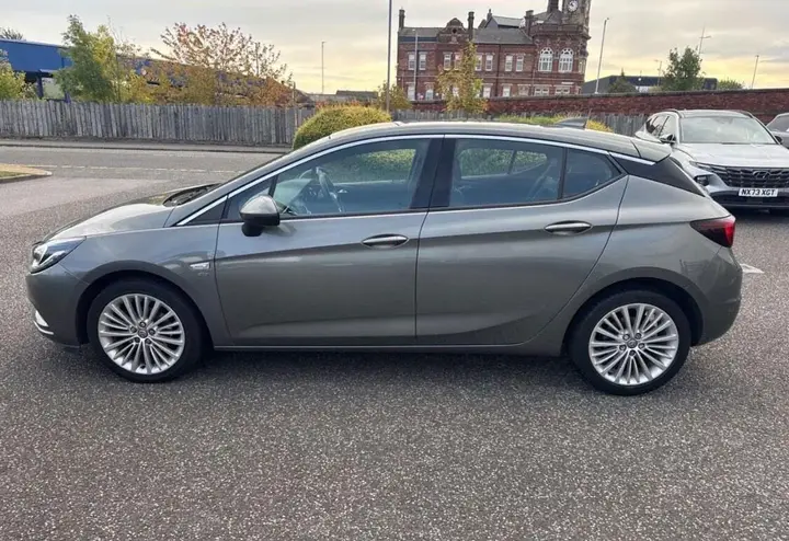 Vauxhall Astra 2017 photo 5