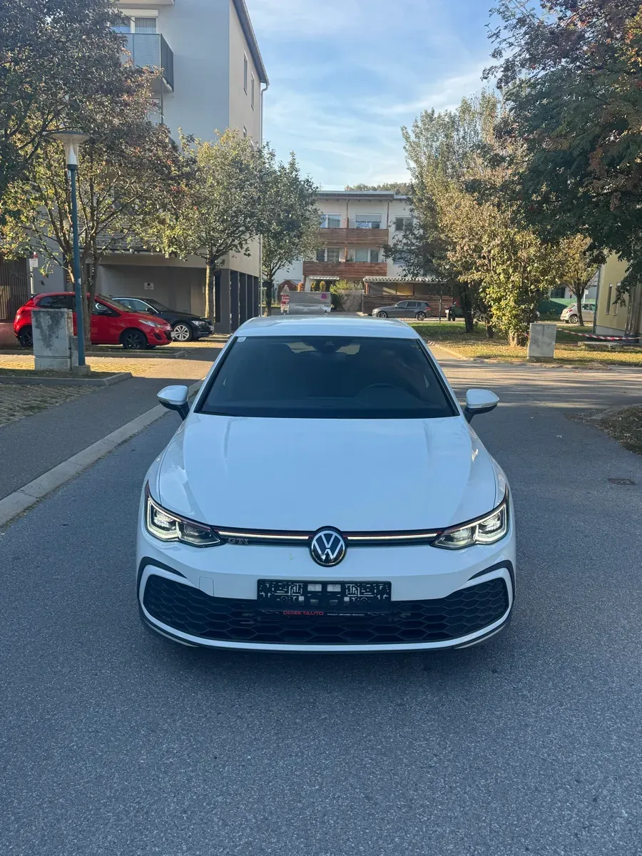 Volkswagen Golf 8 Gti 2021 photo 2