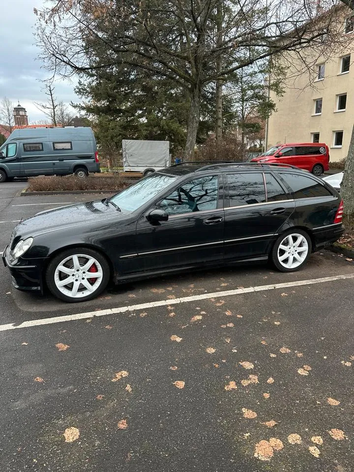 Mercedes-Benz C320