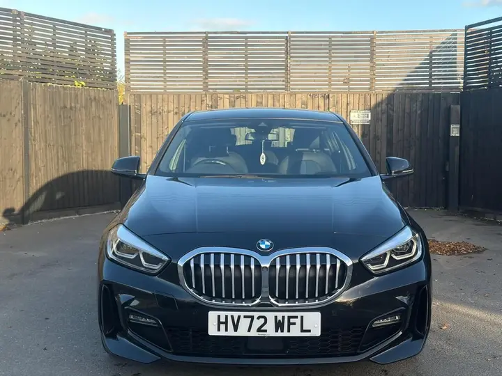 BMW 1 Series 2022 photo 4