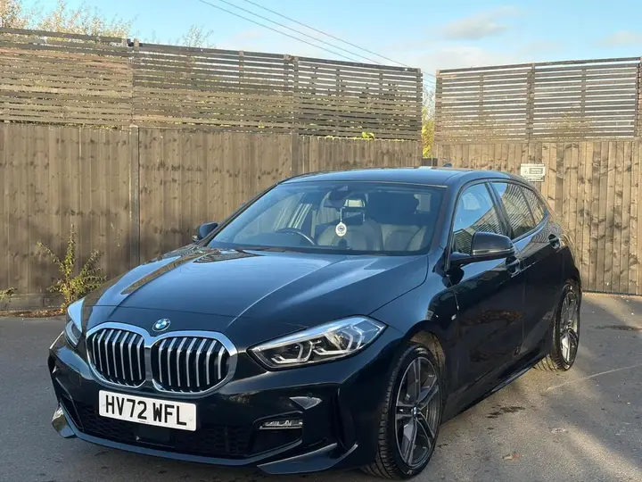 BMW 1 Series 2022 photo 5