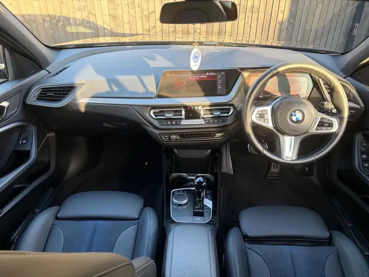 BMW 1 Series 2022 photo 3