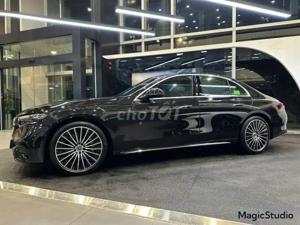 Mercedes-Benz E-Class 2026 photo 5