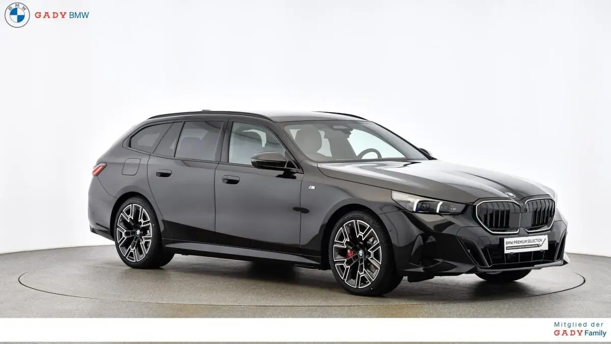 BMW 5 Series 2025 photo 3