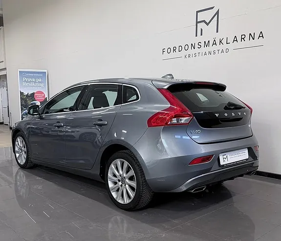 Volvo V40 2016 photo 3