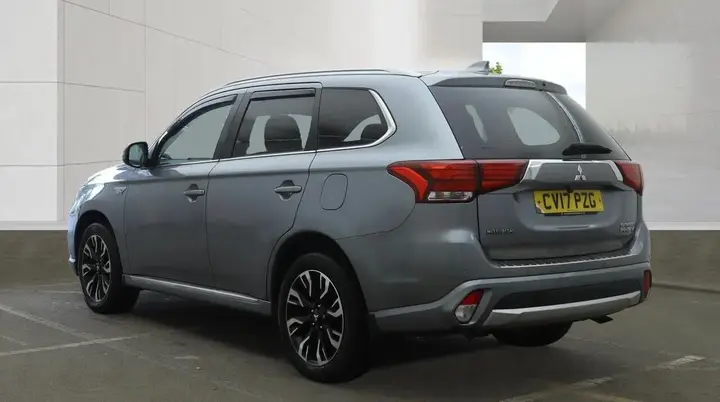 Mitsubishi Outlander 2017 photo 3