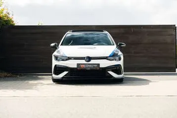 Volkswagen Golf 2022 photo 2