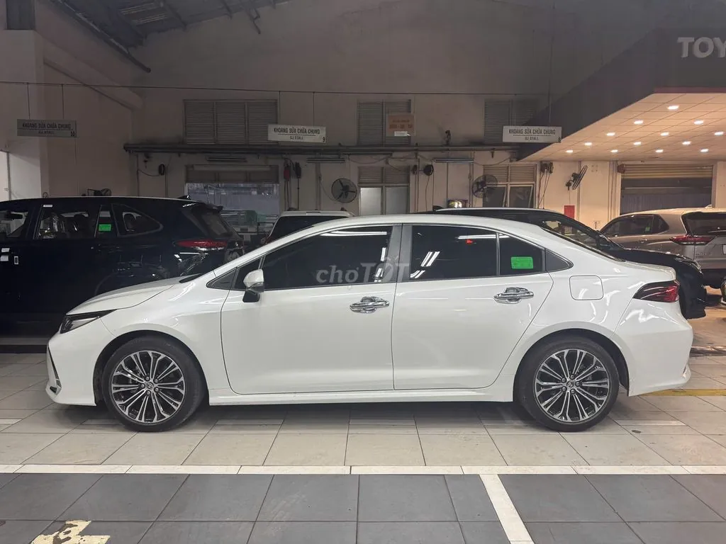 Toyota Corolla Altis