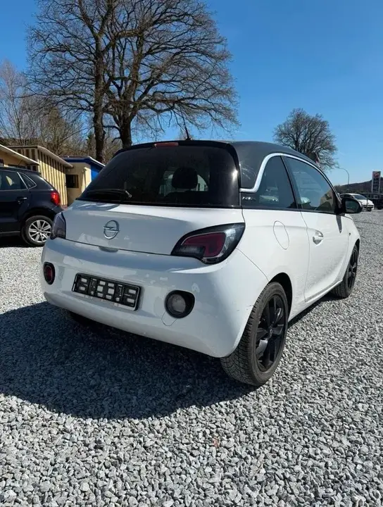 Opel Adam