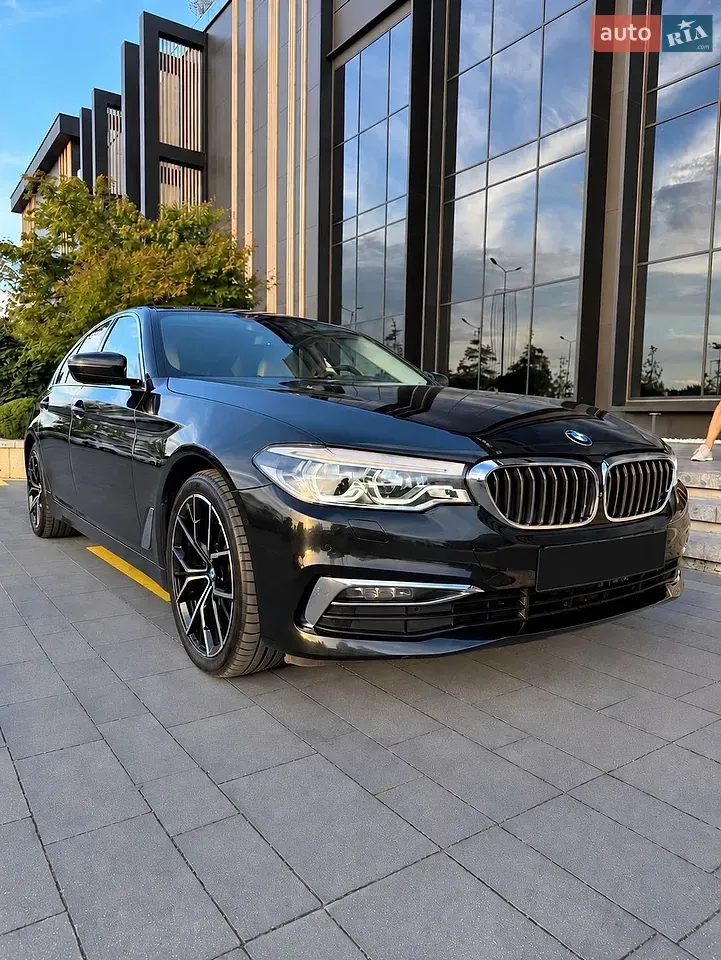 BMW 5 Series 2019 photo 3