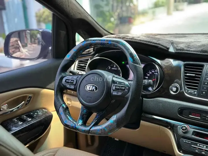 Kia Sedona 2018 photo 5