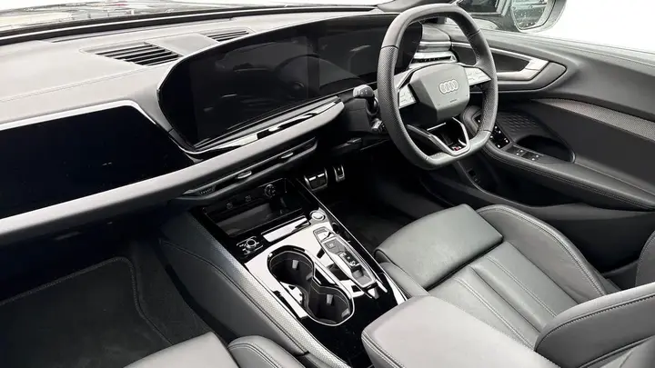 Audi A5 Avant 2026 photo 2