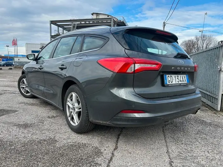 Ford Focus 2020 photo 4