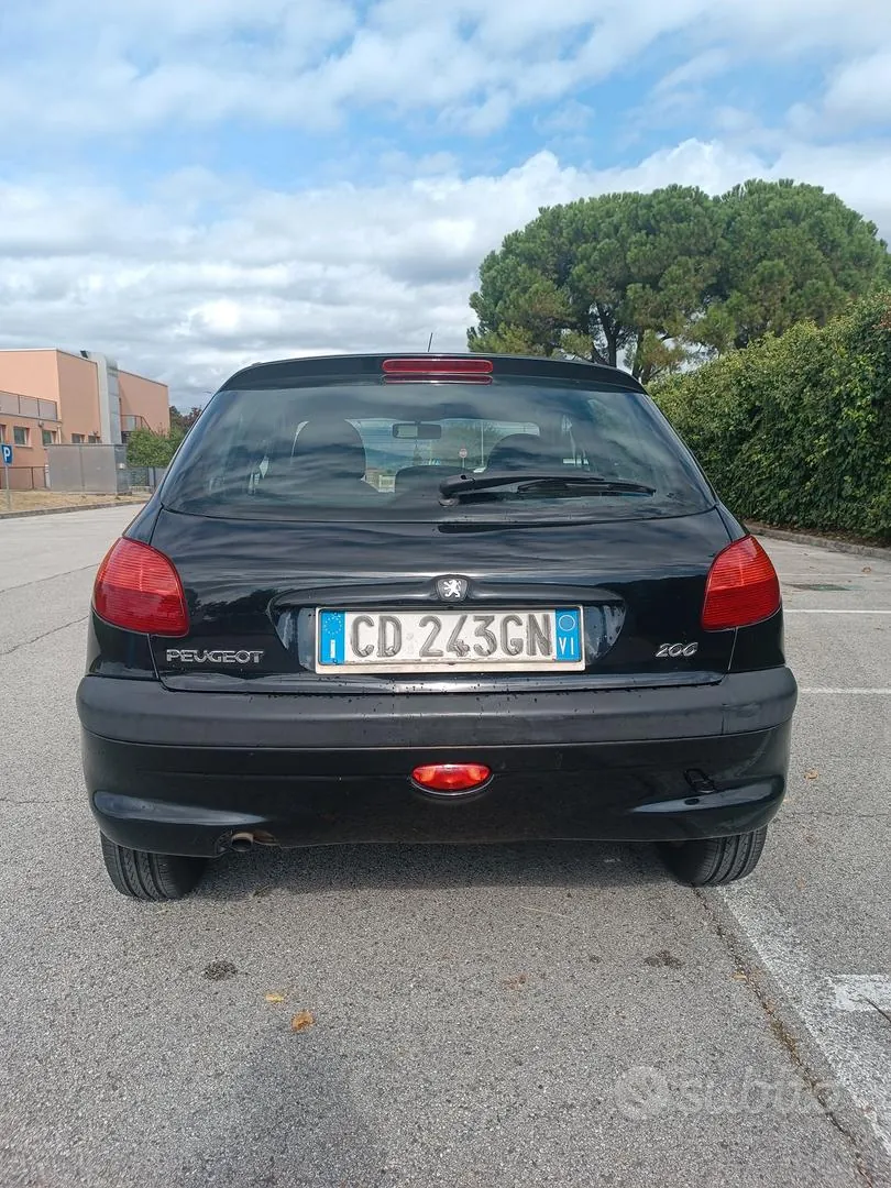 Peugeot 206 2002 photo 4