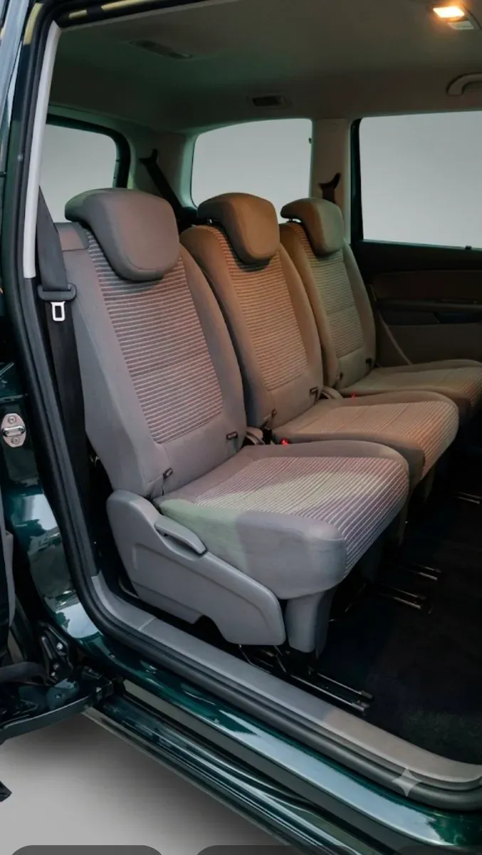 Seat Alhambra 2013 photo 3