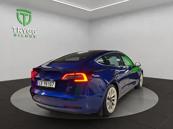 Tesla Model 3 2021 photo 5