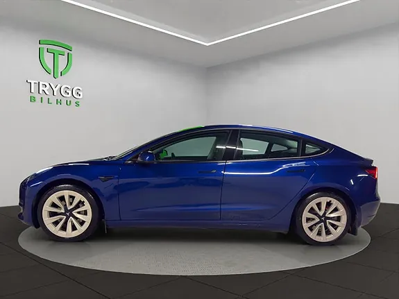 Tesla Model 3 2021 photo 2