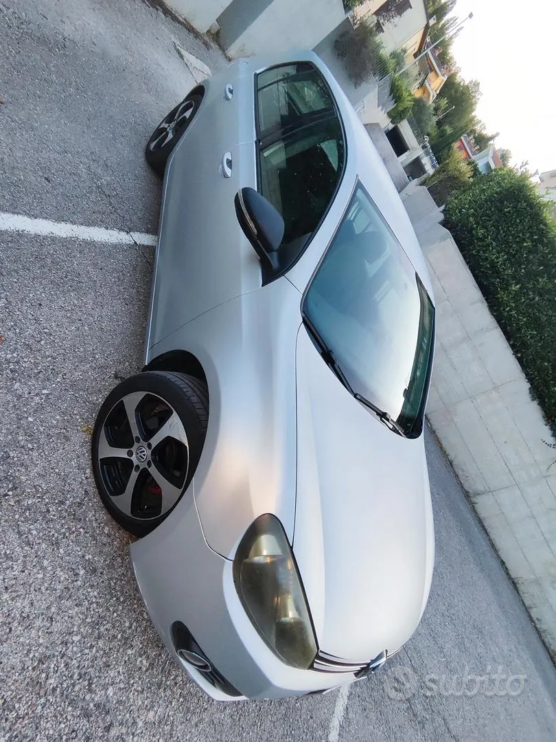 Volkswagen Golf 2009 photo 2