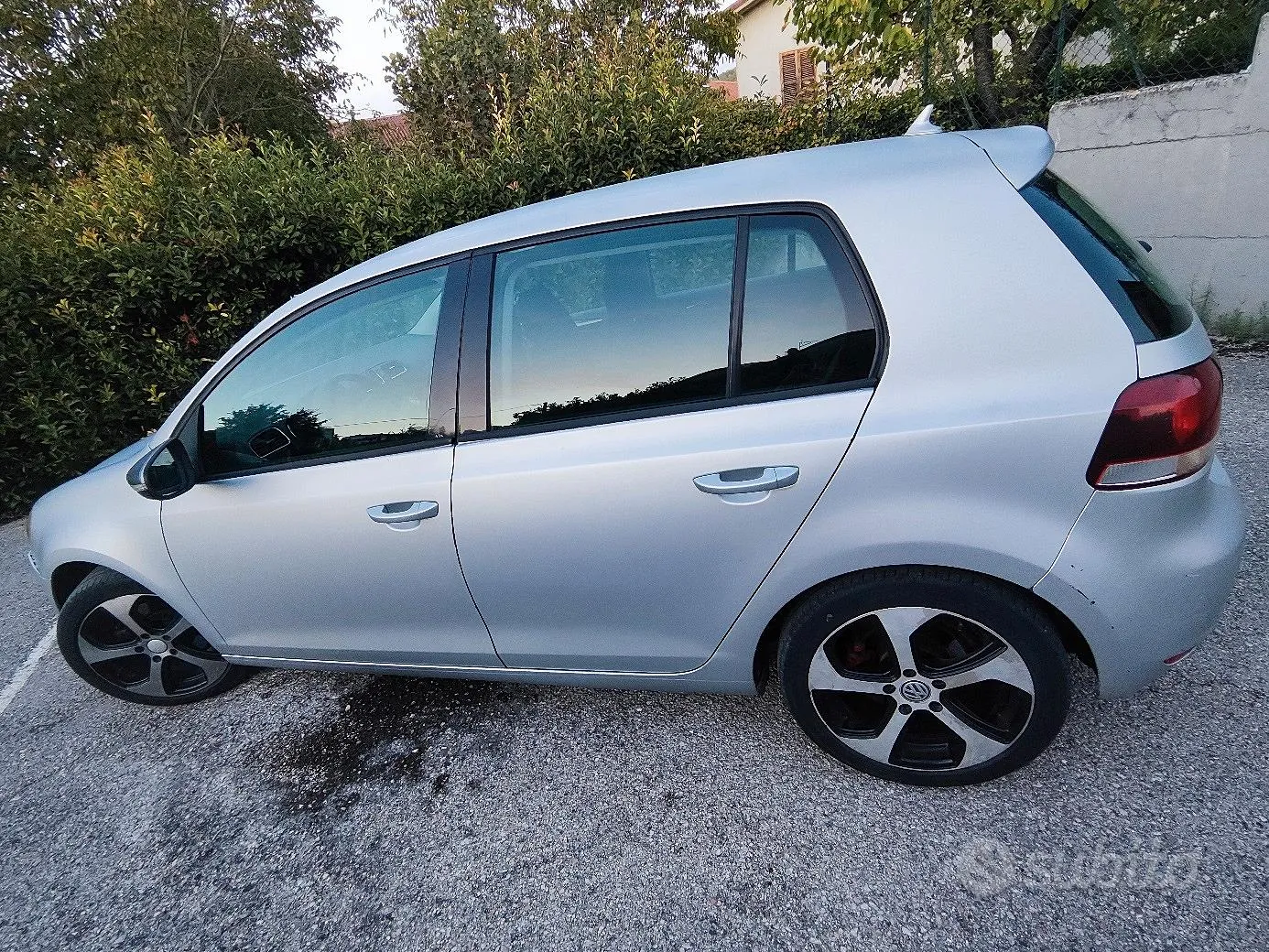 Volkswagen Golf 2009 photo 3