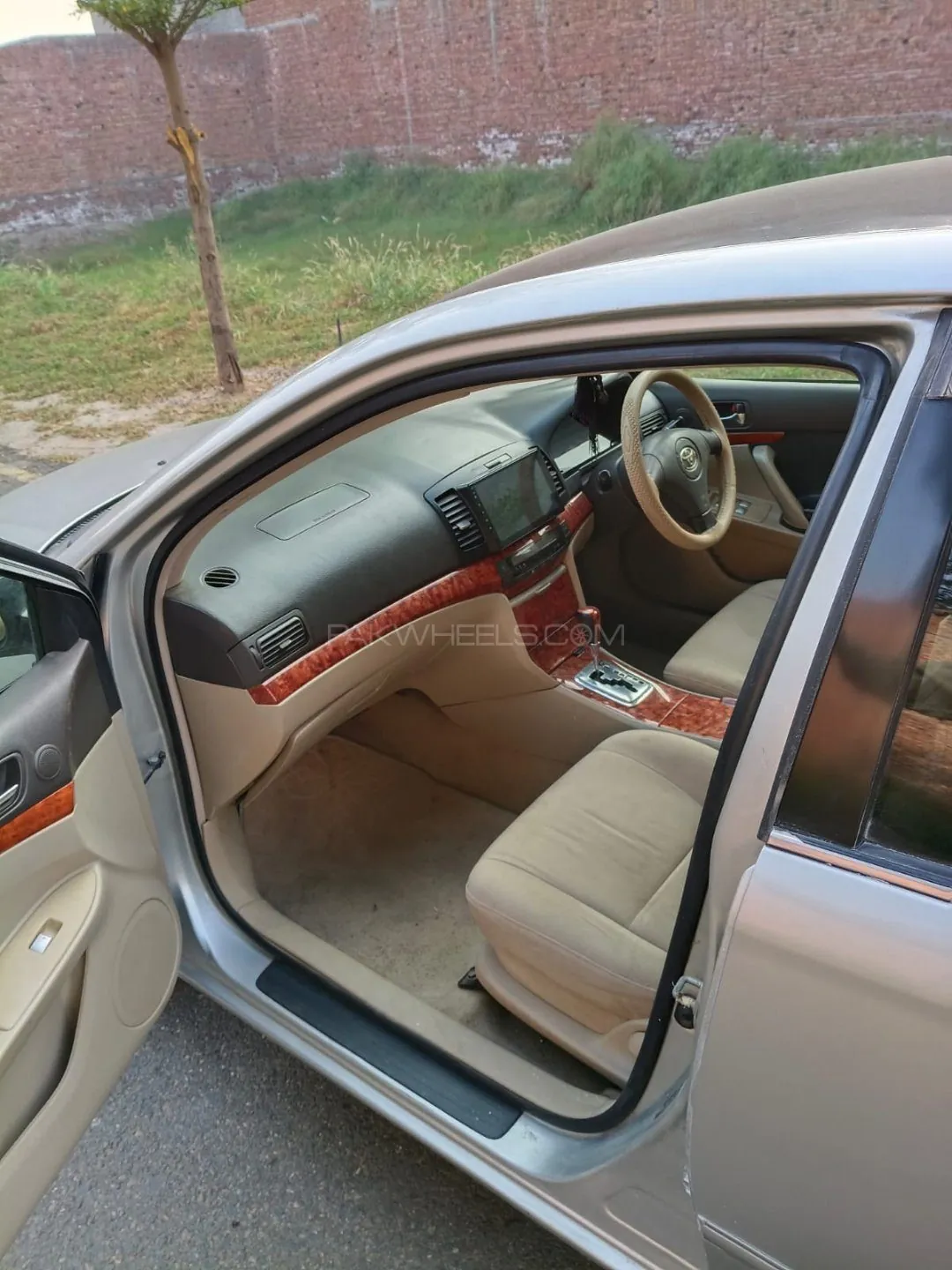 Toyota Premio