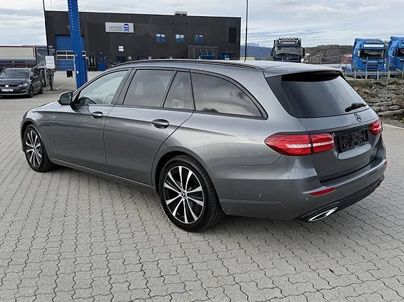 Mercedes-Benz E300 2019 photo 4