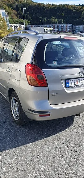 Toyota Corolla Verso 2002 photo 5
