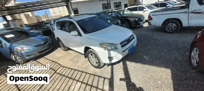 Toyota Rav4 2011 photo 2