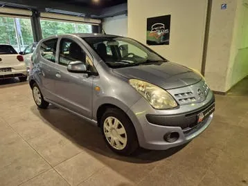 Nissan Pixo