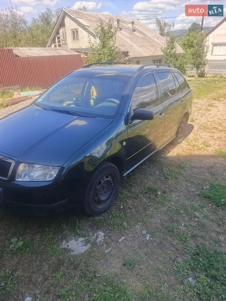 Skoda Fabia 2003 photo 4