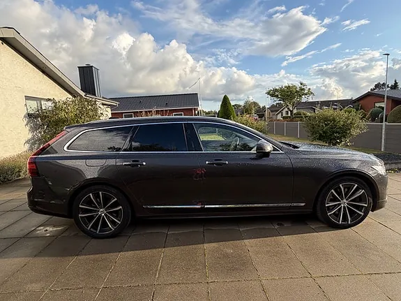 Volvo V90 2022 photo 4