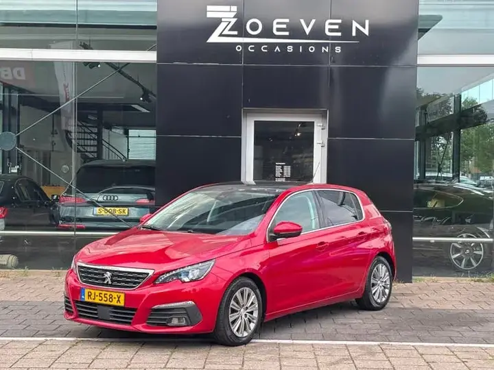 Peugeot 308 2017 photo 2
