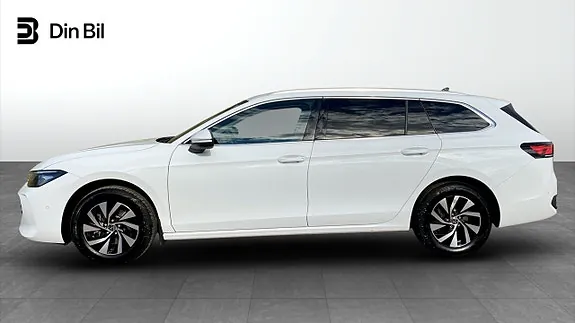 Volkswagen Passat 2025 photo 3