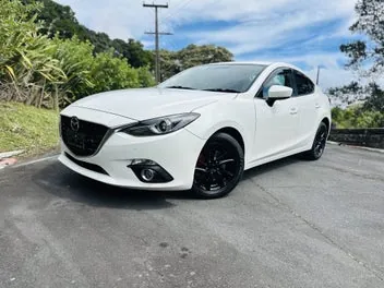 Mazda Axela 2013 photo 2