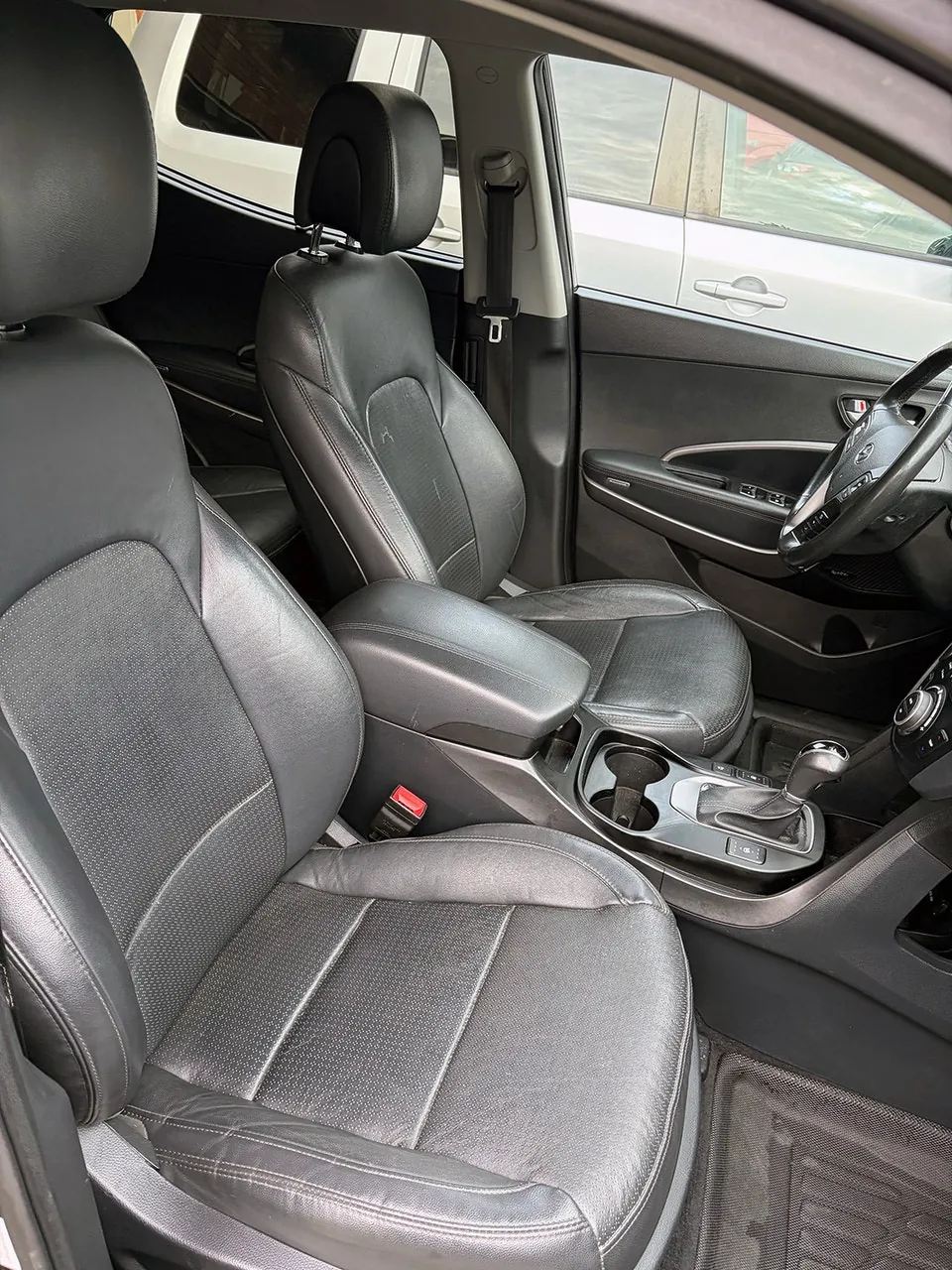 Hyundai Santa Fe 2016 photo 3