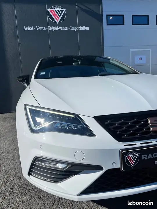 Seat Leon 2019 photo 3