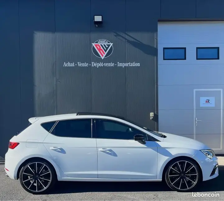 Seat Leon 2019 photo 4