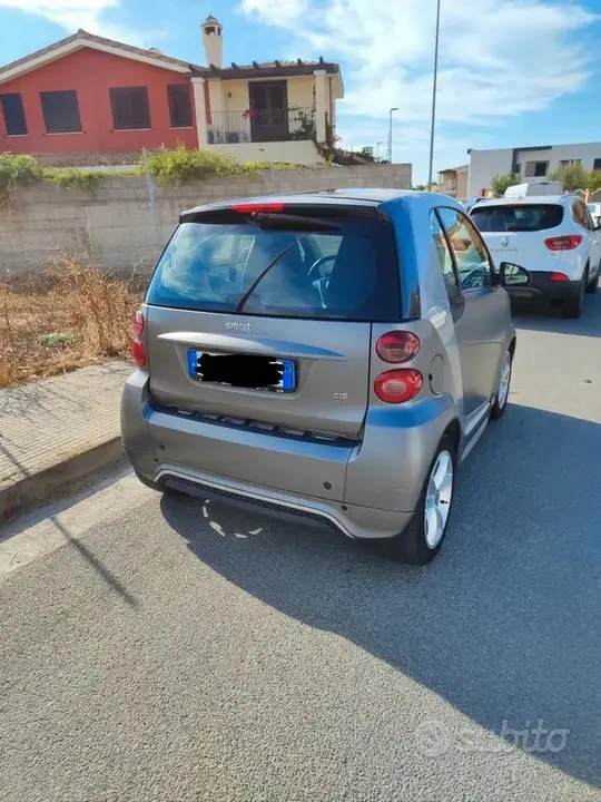Smart Fortwo 2012 photo 2