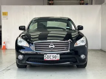Nissan Fuga 2012 photo 3