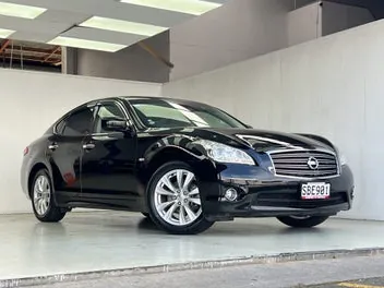 Nissan Fuga 2012 photo 2