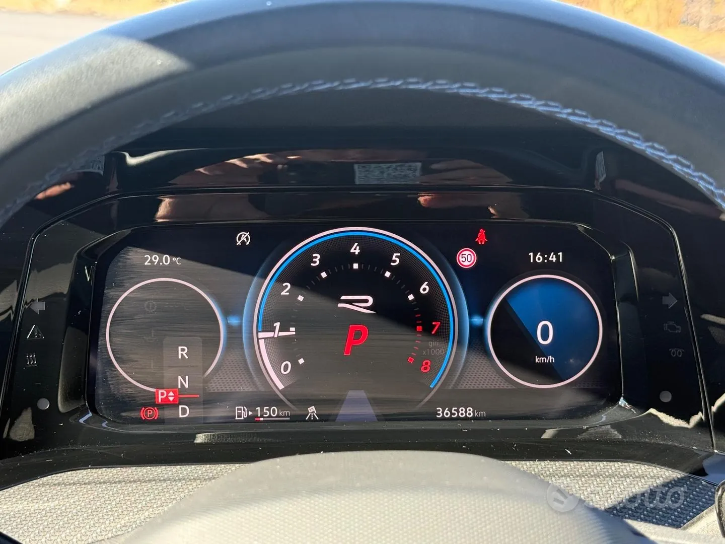 Volkswagen Golf R 2023 photo 5
