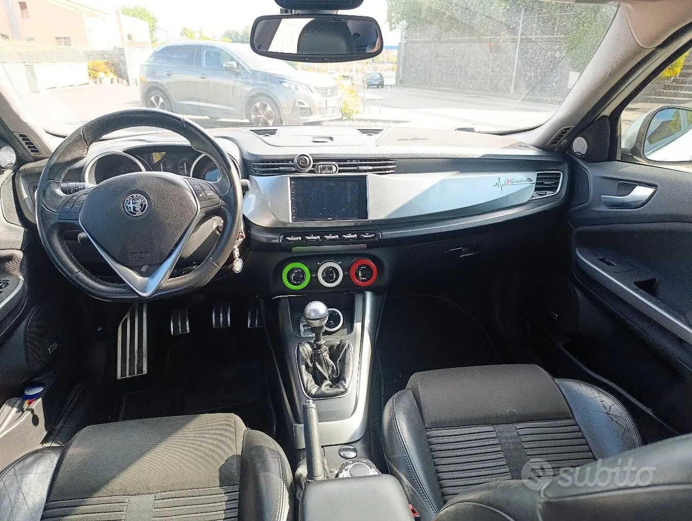 Alfa Romeo Giulietta 2010 photo 5