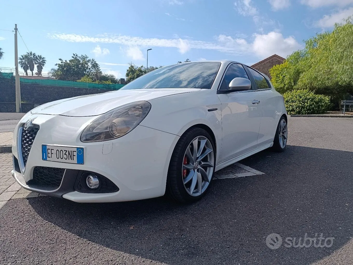 Alfa Romeo Giulietta 2010 photo 3