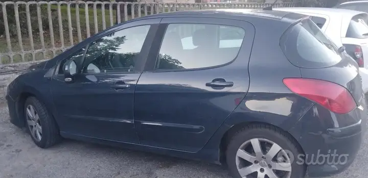 Peugeot 308 2009 photo 2