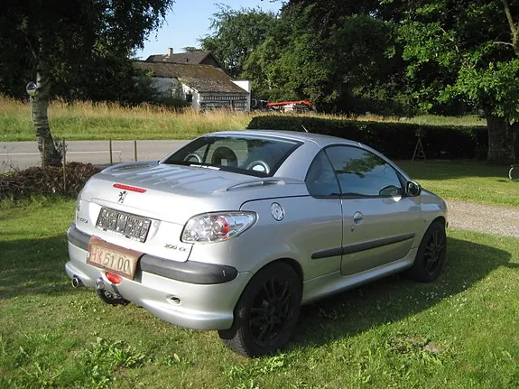Peugeot 206 2001 photo 5
