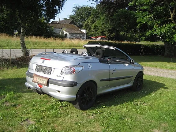Peugeot 206 2001 photo 4