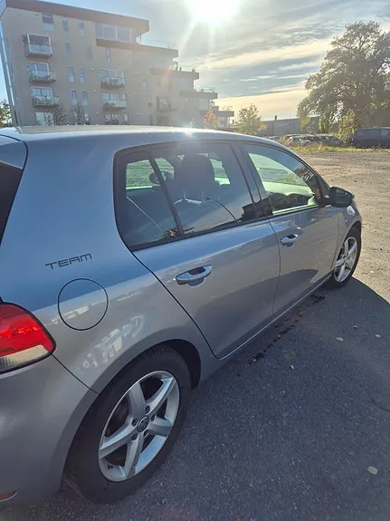 Volkswagen Golf 6 2011 photo 2