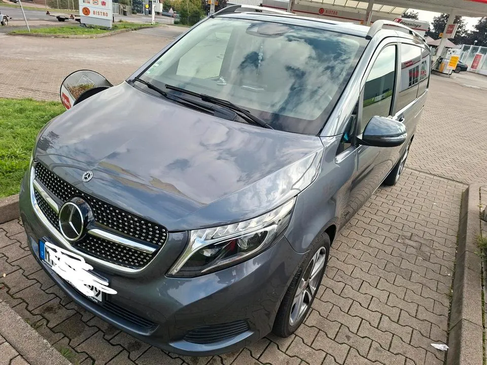 Mercedes-Benz V-Class