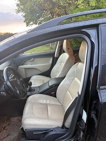 Volvo V70 2011 photo 5